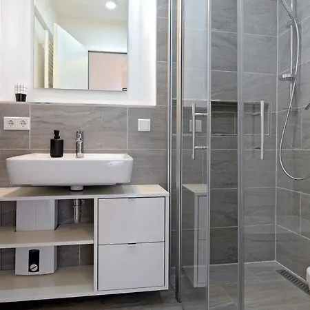 Ohlerich Speicher App_ 45 Hotel *